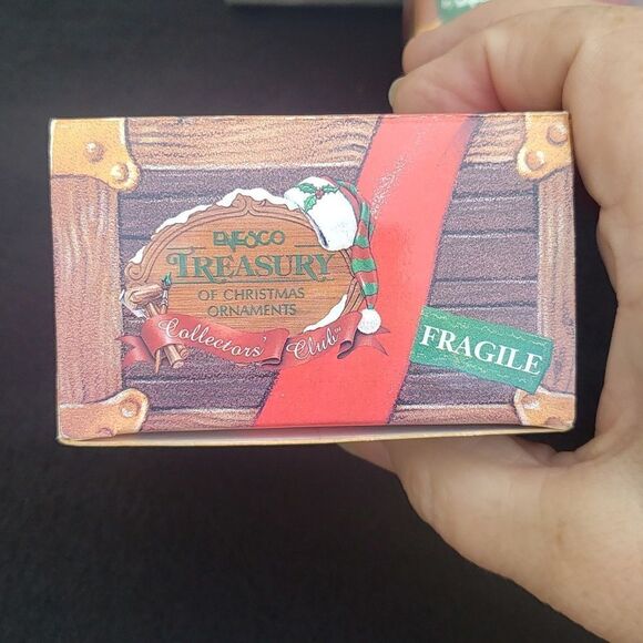 Set of 2 Vtg 1993-94 Enesco Collectors Club Charter Yr Members Only Ornaments - Picture 2 of 13